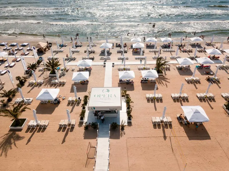 Opera mamaia