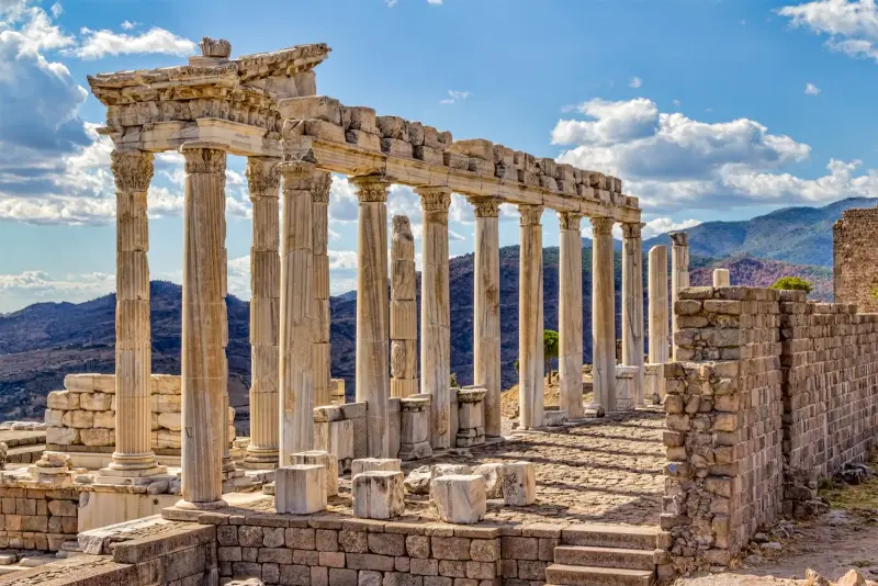 Ruins pergamum turkey bergama