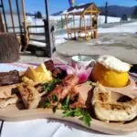 CRACIUN 5 ZILE PETRECEM TRADITIONAL LA DAMBOVICIOARA - TAIERE DE PORC, fotografia 9