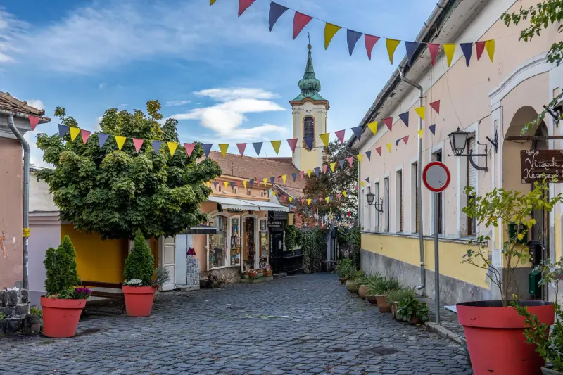 Colorfulshopsinszentendrehungary