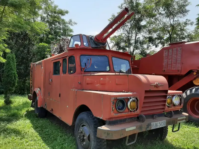 Muzeul automobilului romanesc