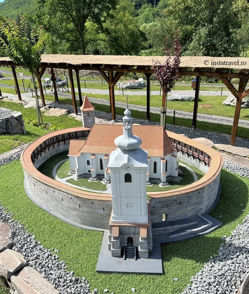 EXCURSIE 1 ZI TRADITII SECUIESTI - MINI TRANSYLVANIA PARK - SFANTU GHEORGHE, fotografia 3