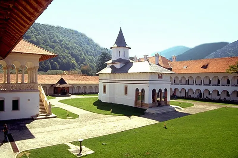 Manastirea brancoveanu sambata de sus brasov